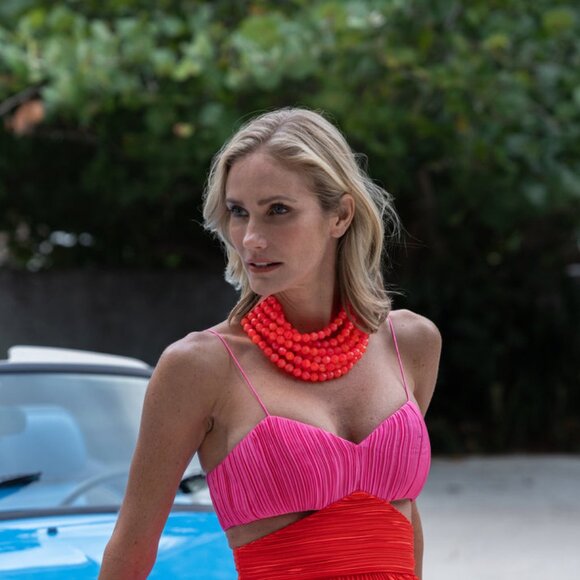 NEW Stunning Faceted Beaded 7-Strand Bib Statement Necklace in Orange Punch - Picture 6 of 9